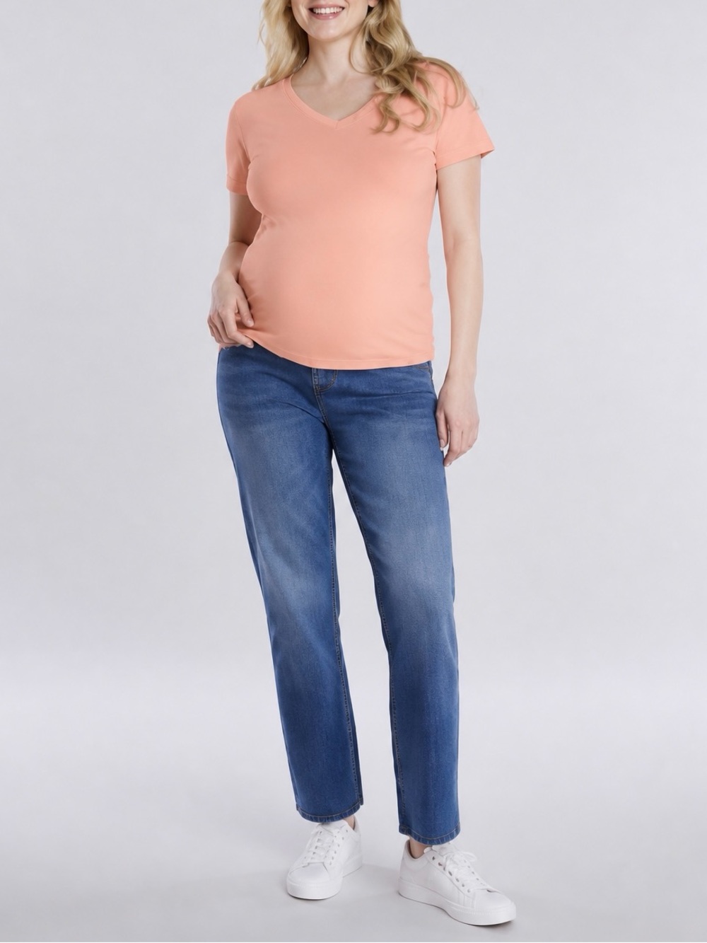 Side Ruched V-Neck Tee - Picture 5 of 6